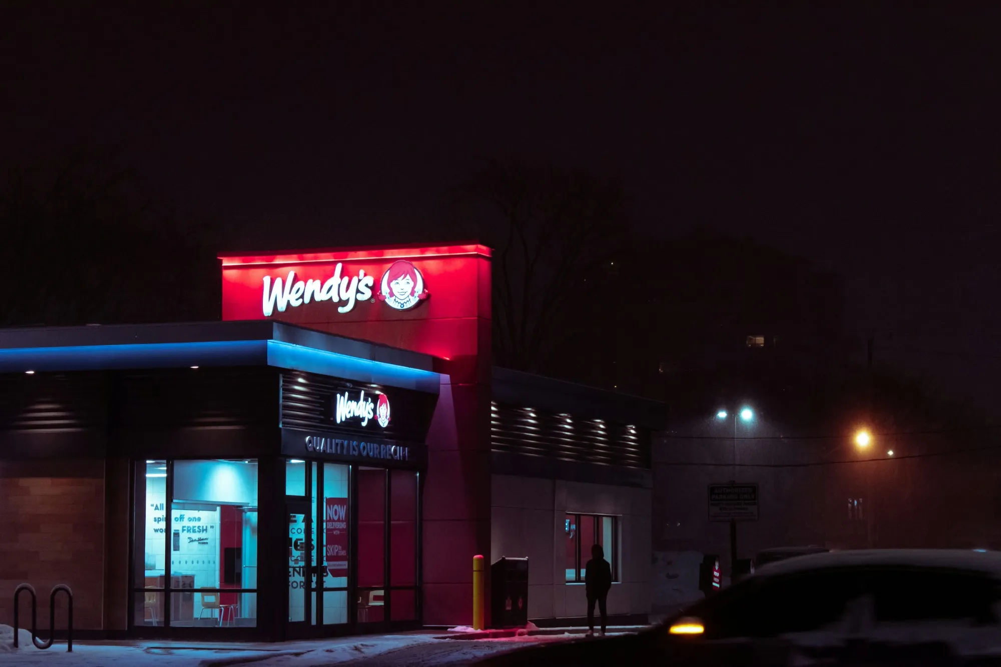 Wendy’s Cuts Dividend and Withdraws Guidance After Sharp Same-Store Sales Decline  