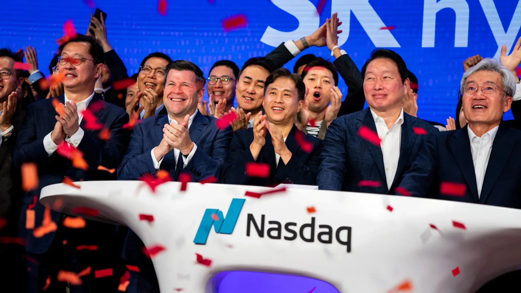 SK Hynix Stock: Analysts Set Price Targets as High as $320 Citing AI Demand and HBM Leadership