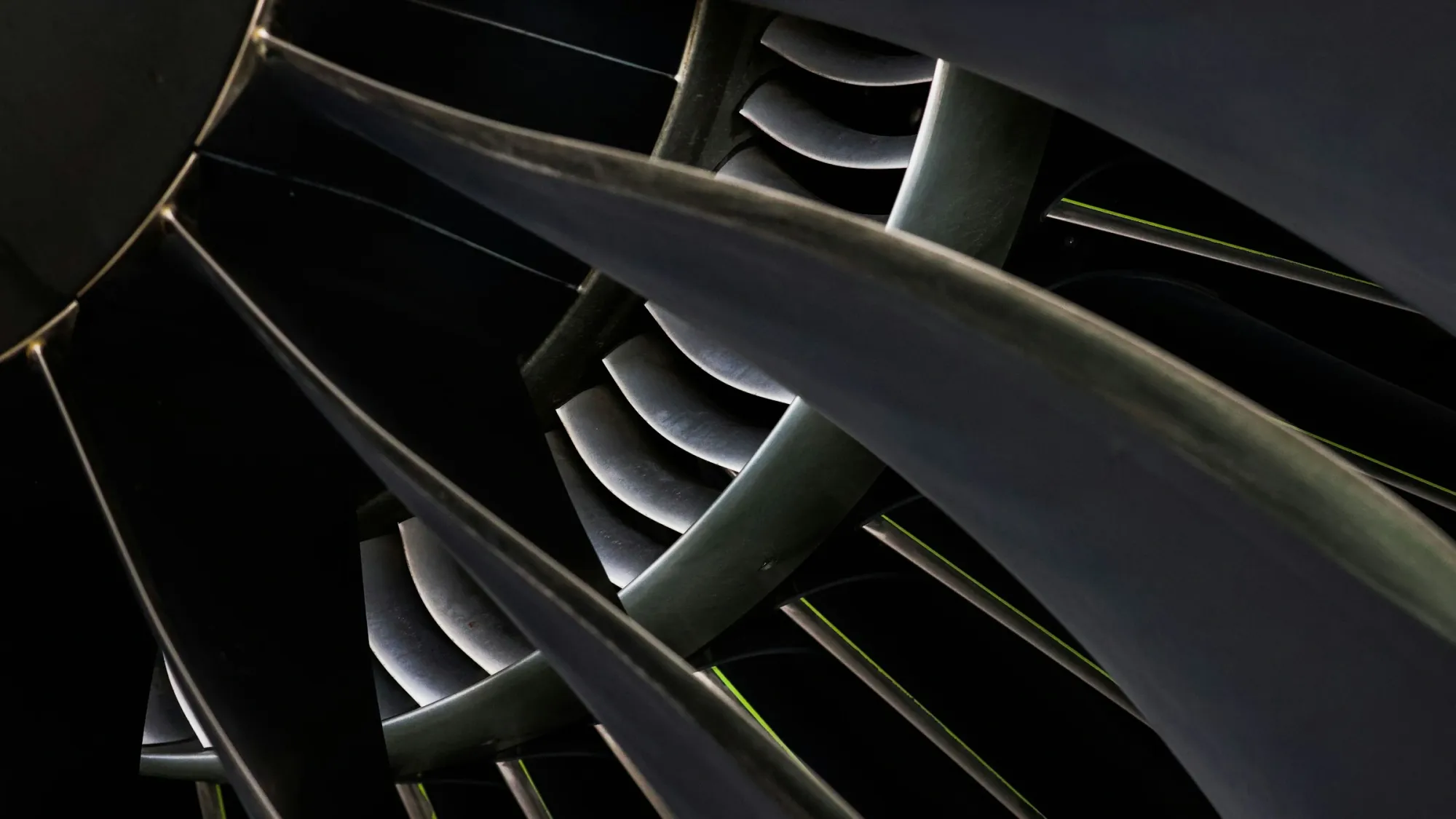 SpaceX Targets the Gas-Turbine Bottleneck. Wall Street Says Scale Will Take Years