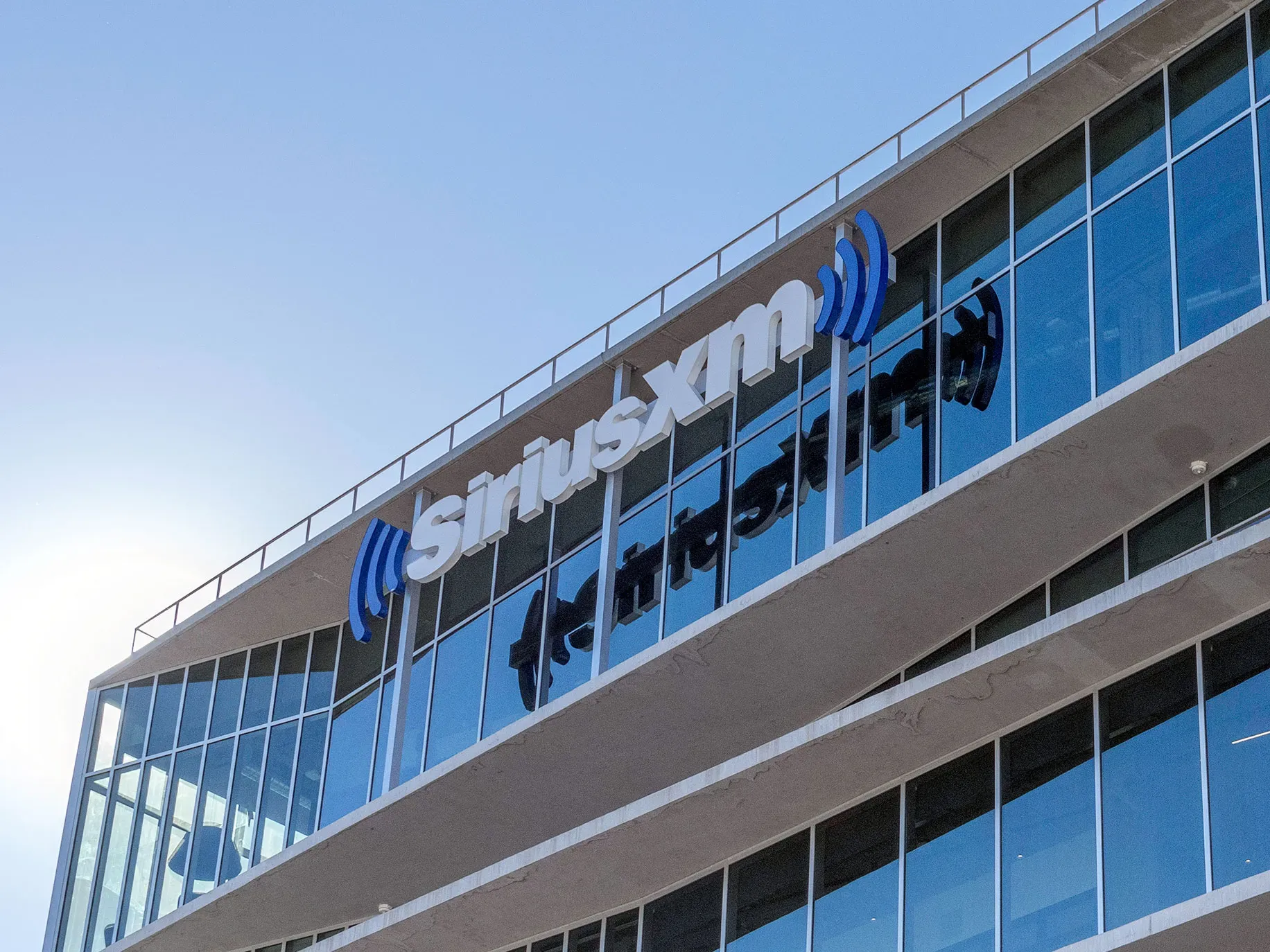 Sirius XM Rallies on Deutsche Bank Upgrade and Digital Audio Upside