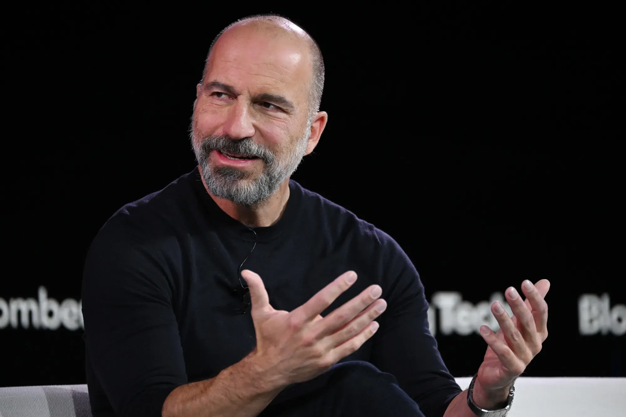Uber Cuts 3,300 Jobs to Flatten Layers; Wells Fargo Sees $580M Savings