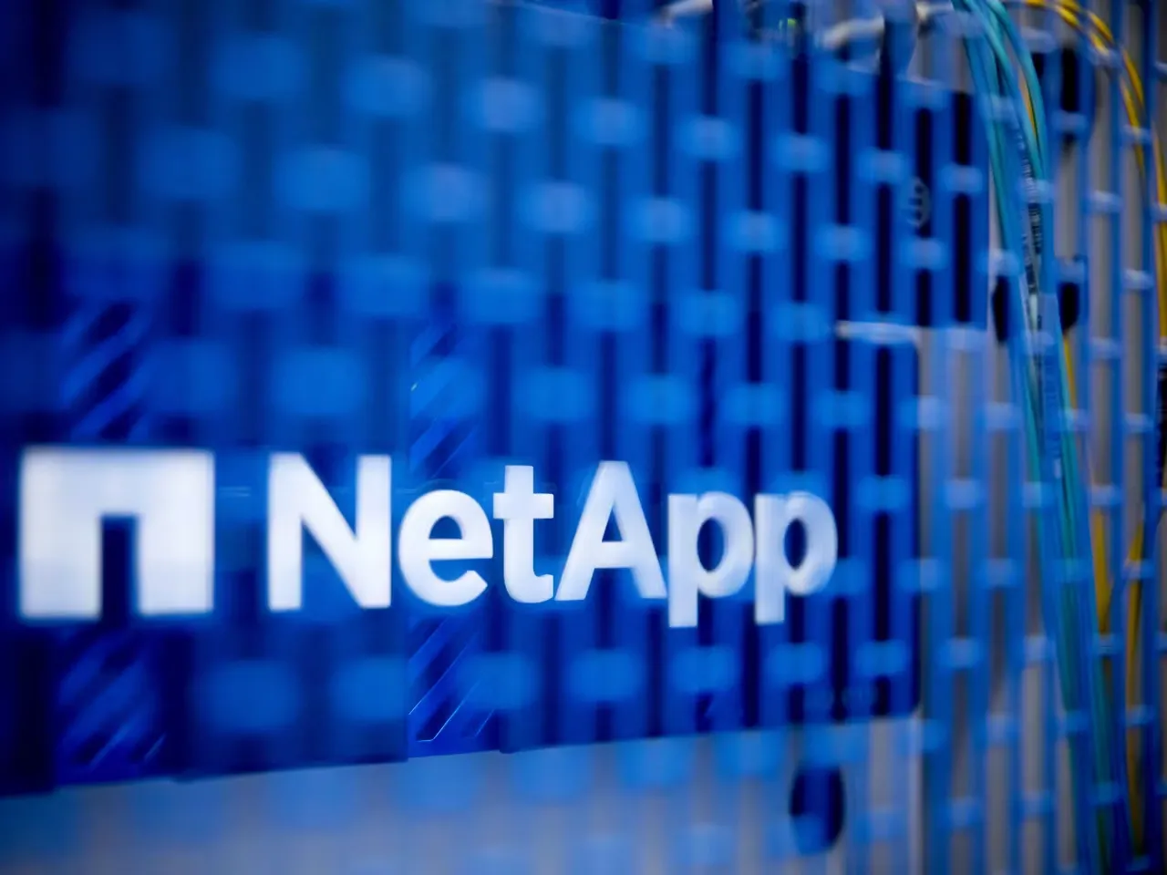 NetApp Beat Estimates and Raised Guidance. Cash Flow Still Sent the Stock Lower.