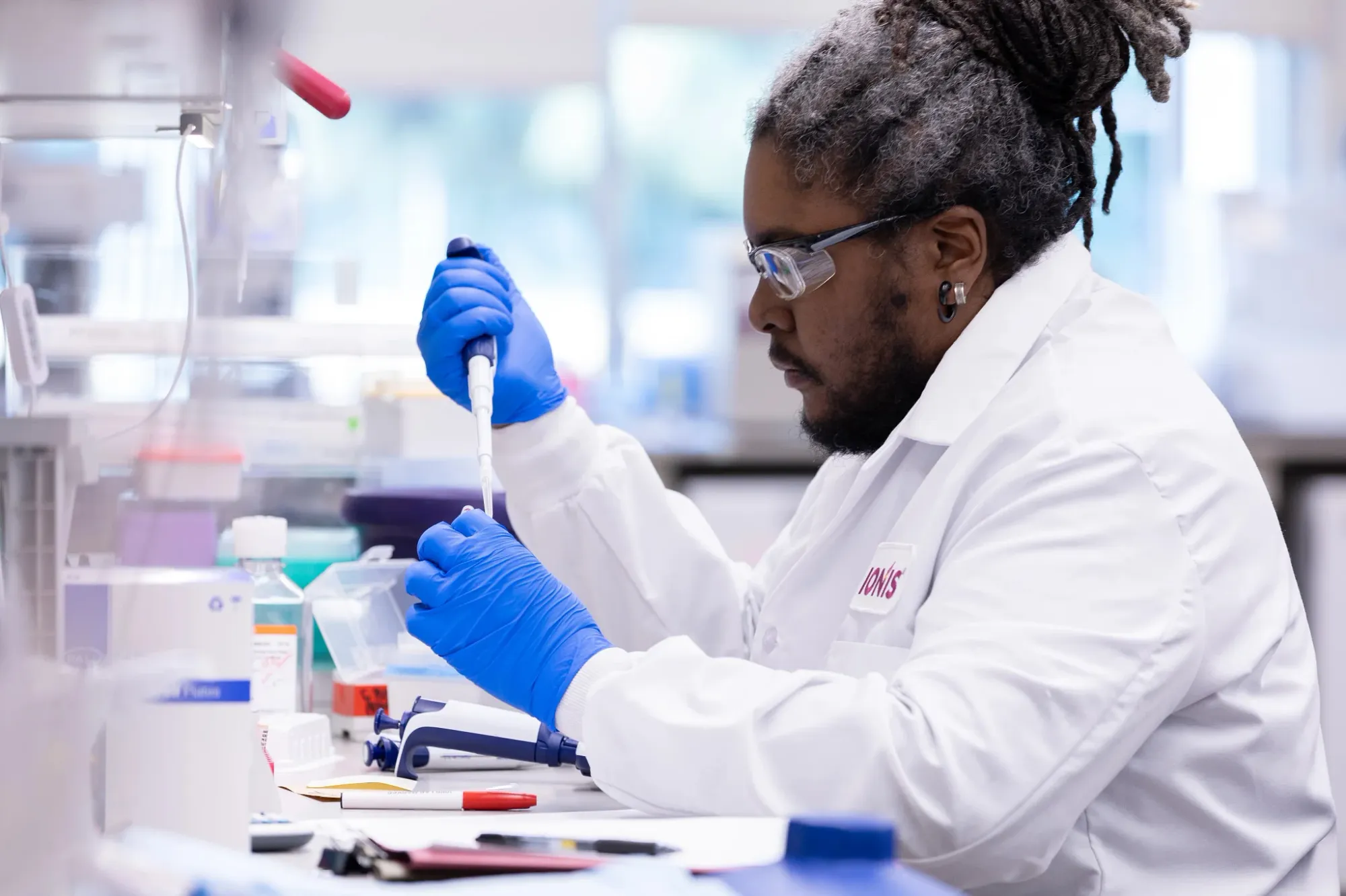 Roche and Ionis Report Phase 3 Proteinuria Win for Sefaxersen in IgA Nephropathy