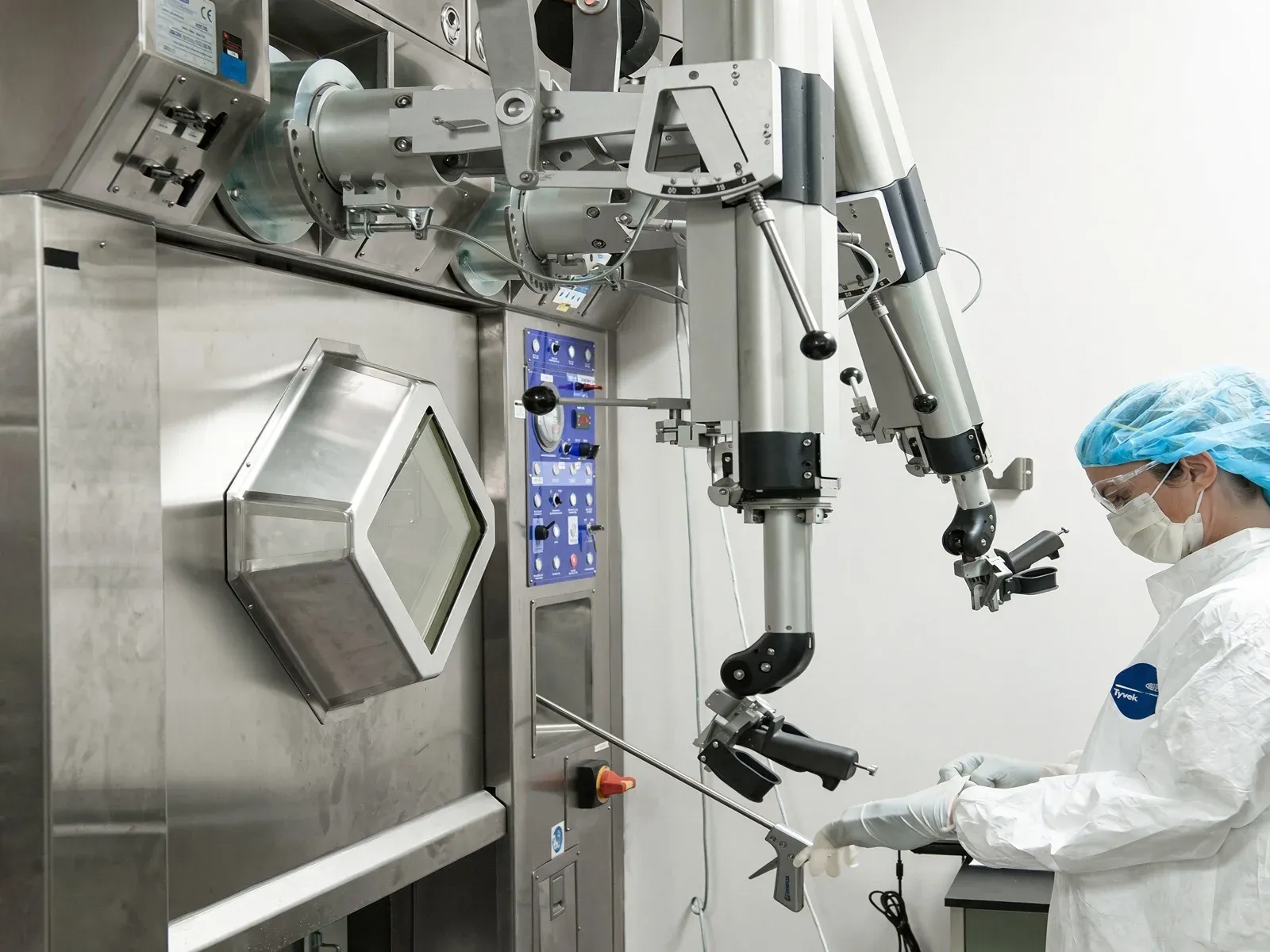 GE HealthCare to Buy Sofie Biosciences for $945 Million, Adding U.S. PET Tracer Network
