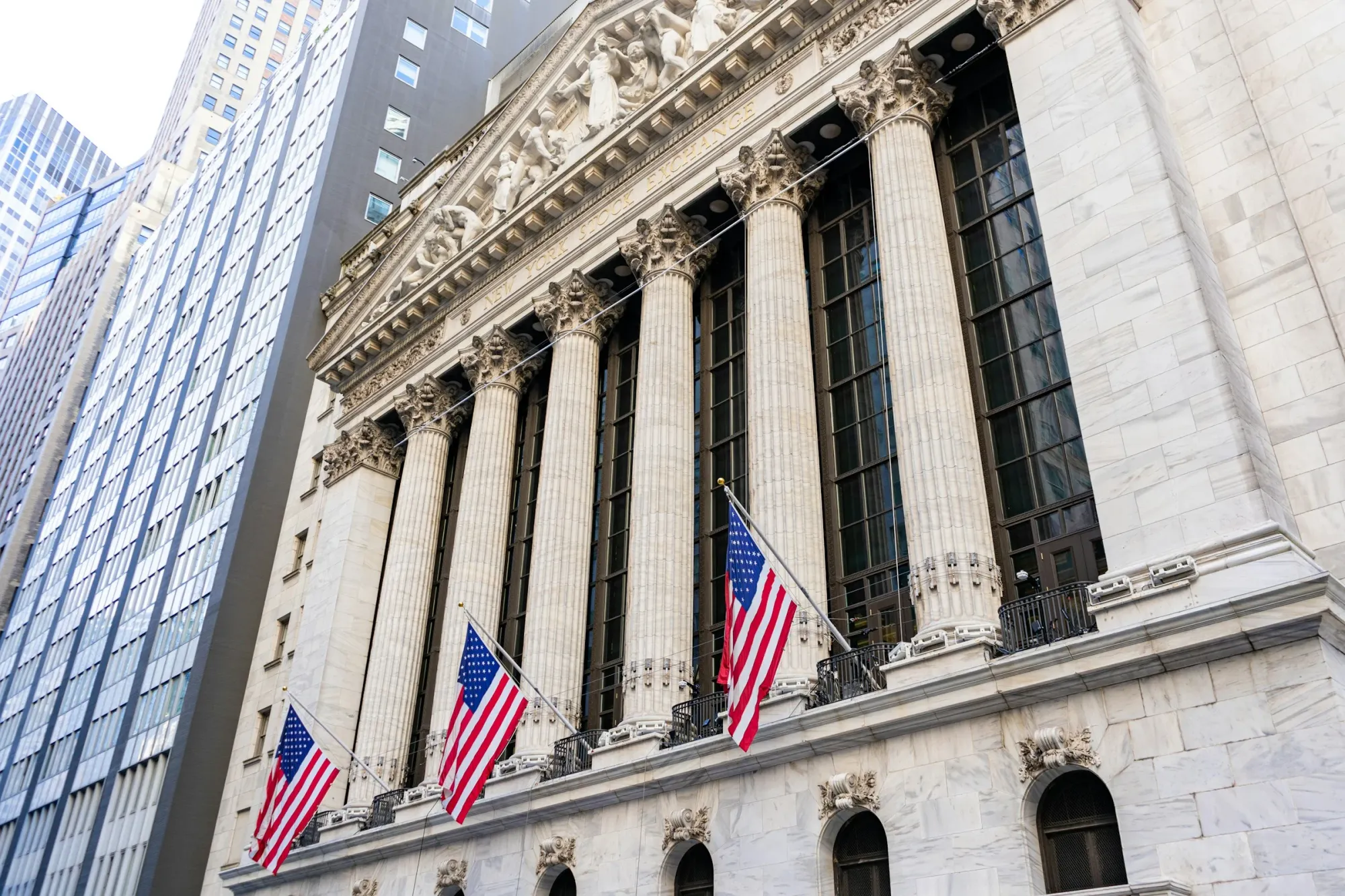 Wall Street Live — Monday, October 19