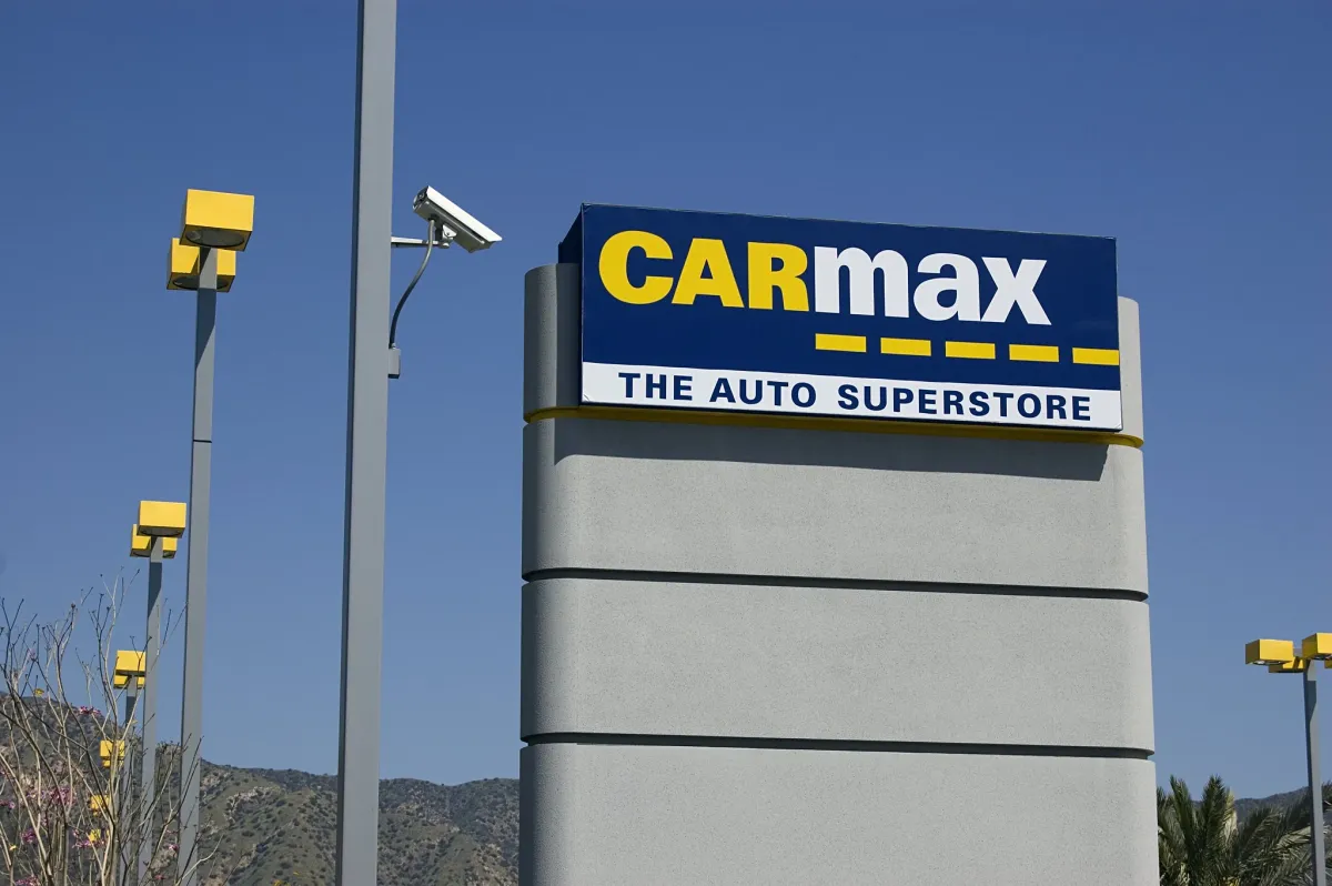 CarMax Q2 Sales Slump After Tariff-Driven Rush