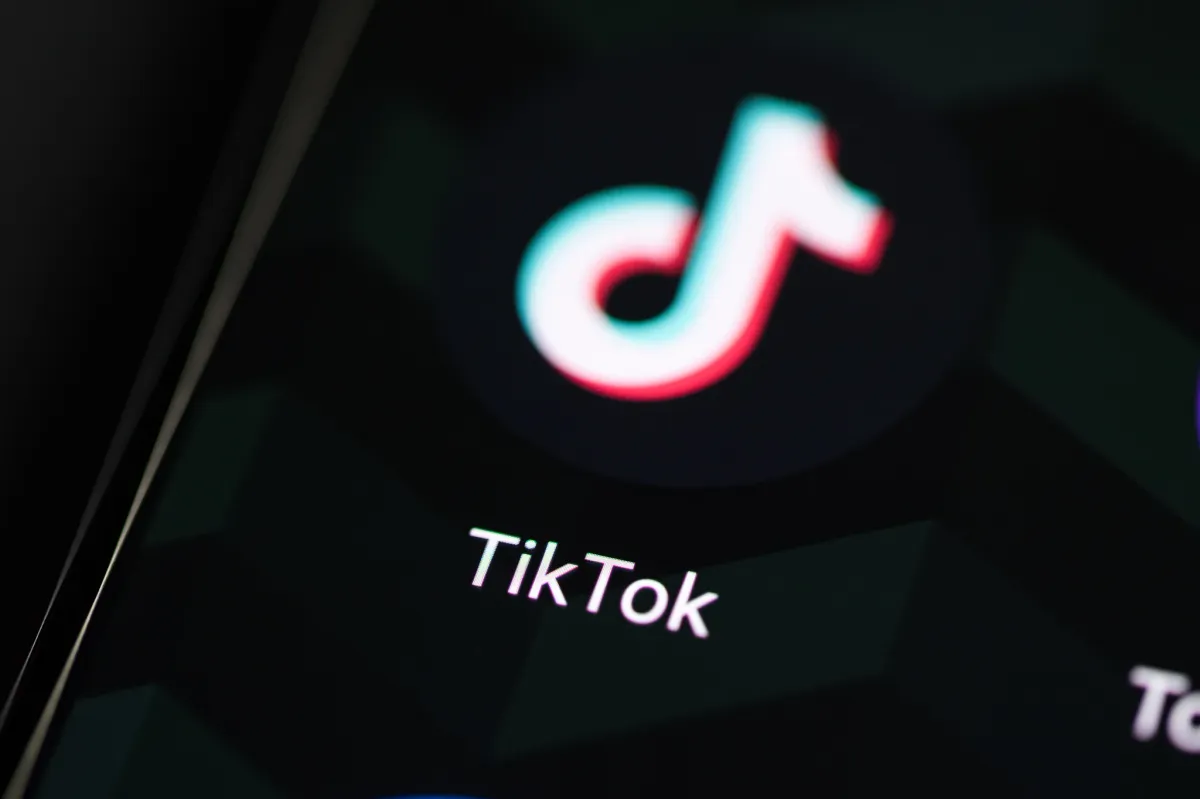 TikTok's U.S. Future: Oracle Steps In Amidst Deal Talks