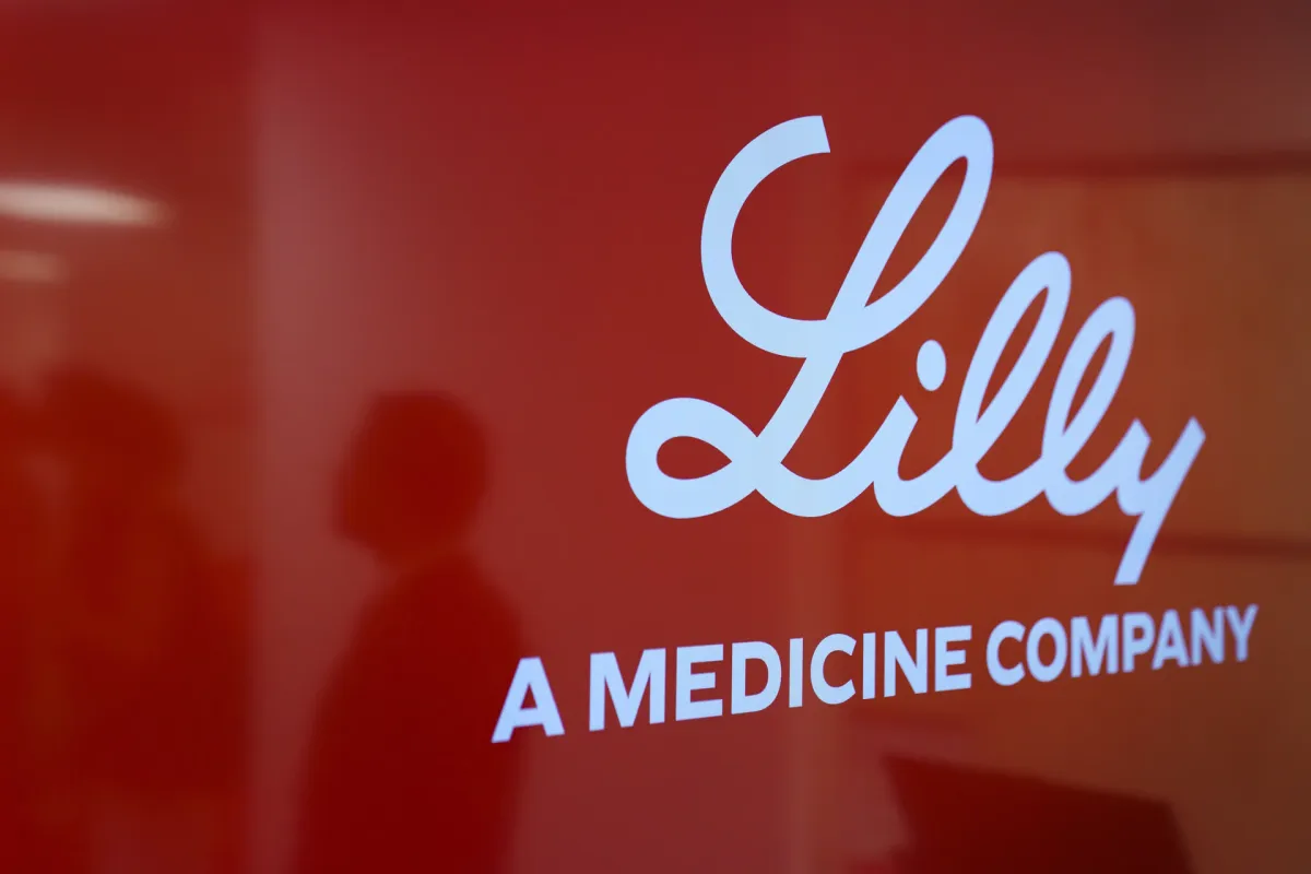 Eli Lilly Soars on Blockbuster Weight-Loss Drug Sales, Raises 2025 Outlook