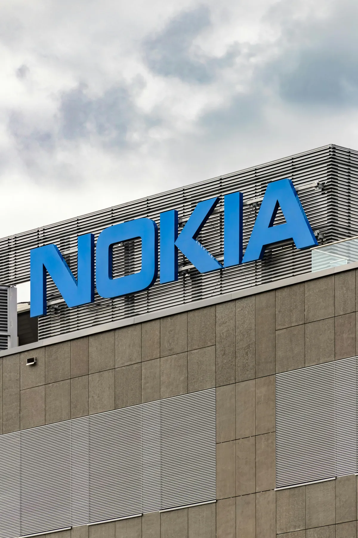 Nokia Stock Soars: AI Demand Powers 34% Q3 Profit Beat