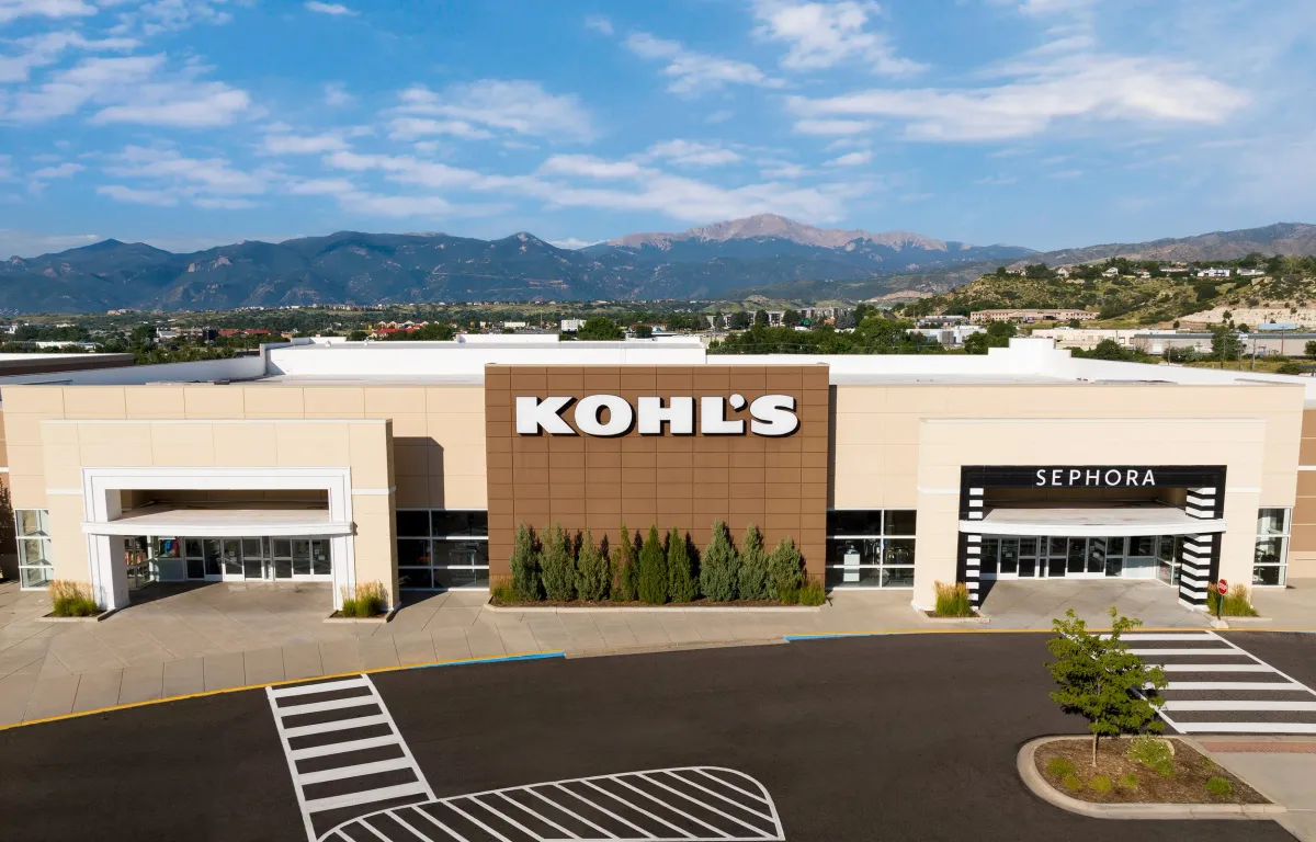 Kohl's Beats Expectations, Raises Outlook for 2025