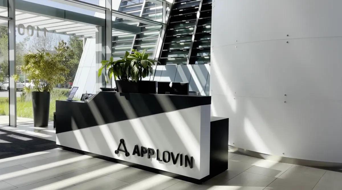 AppLovin Powers Ahead with AI-Driven Growth and Strong Q3 Results