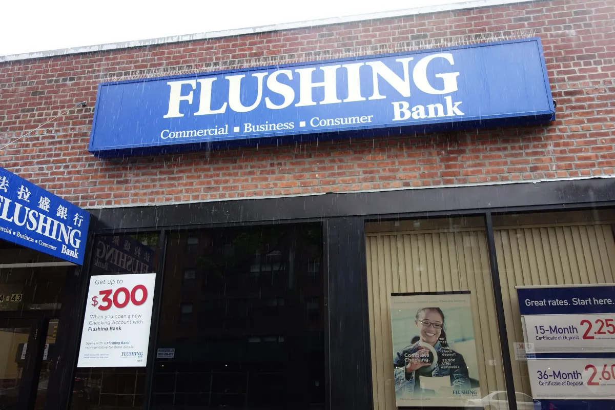 Flushing Financial Stock Drops 9% on OceanFirst Merger News