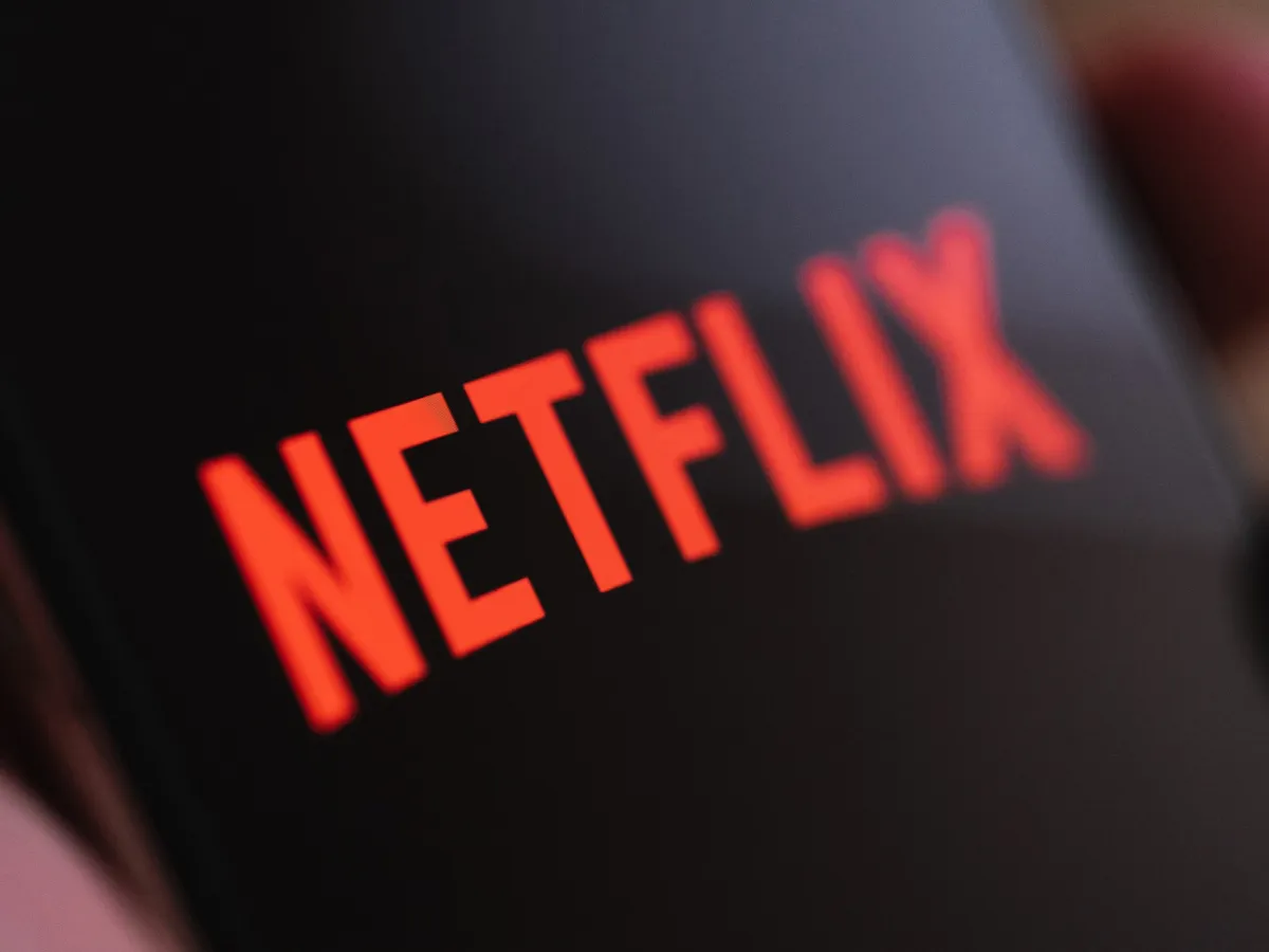 Netflix Gains Momentum, Paramount Pushes Back in WBD Deal Fight