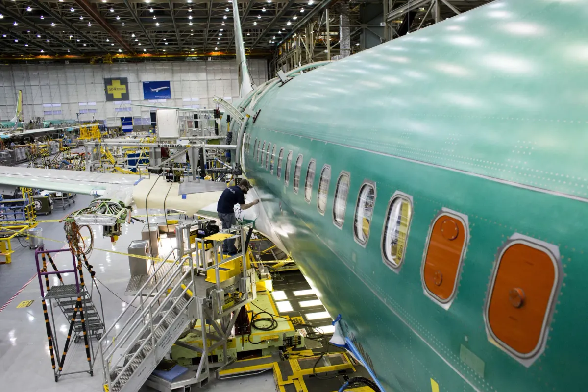 Boeing Reports Strong Q4 Recovery: Cash Flow Positive for Second Straight Quarter