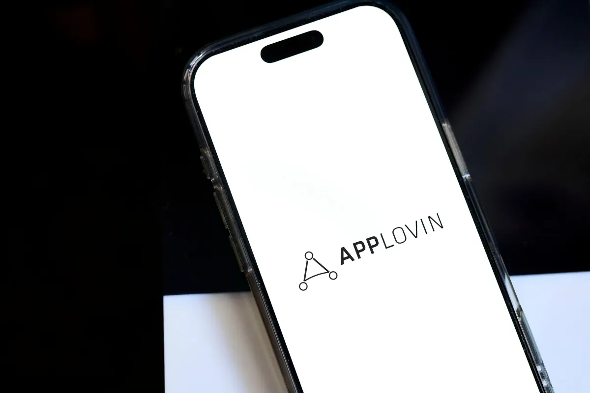 Needham Turns Bullish on AppLovin with $700 Price Target