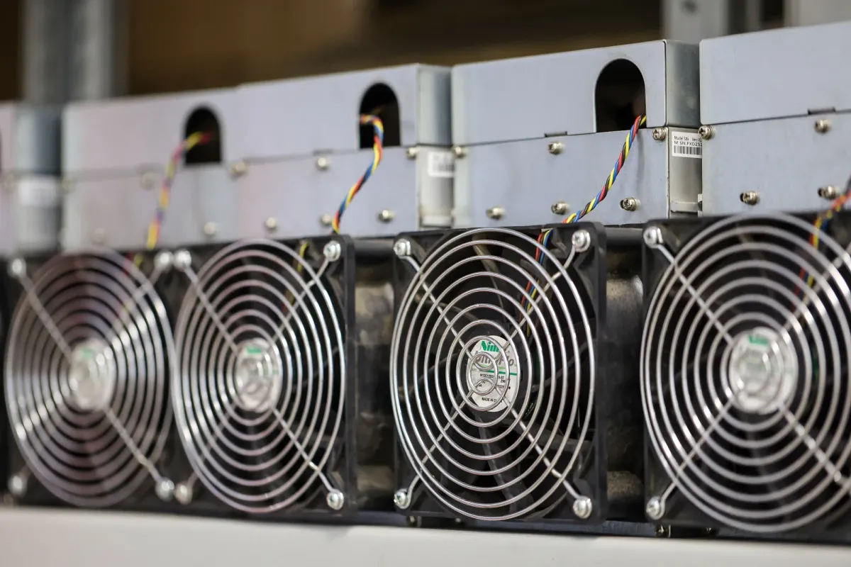 Bitdeer Stock Downgraded as Analysts See New Risks