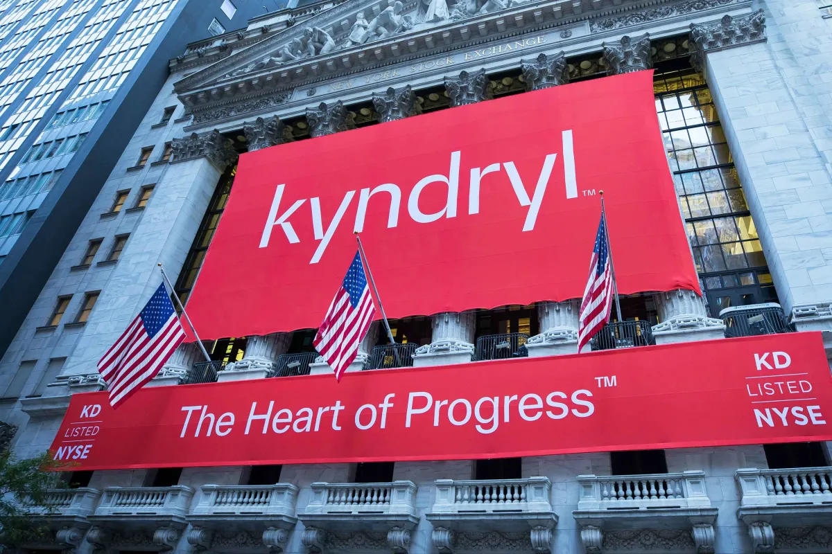 Kyndryl Slashes Outlook Amid Leadership Shake-up and SEC Review