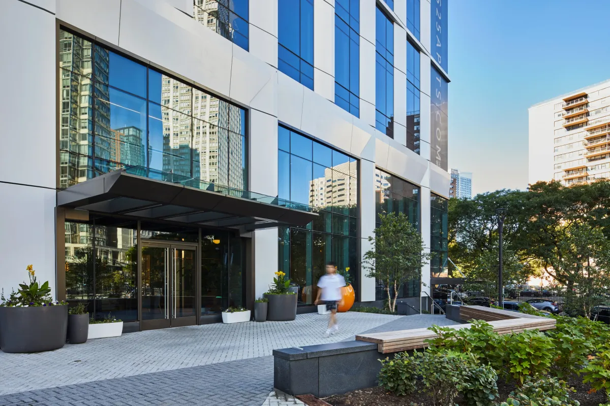 Veris Residential Acquired for $3.4B – $19/Share Cash Deal