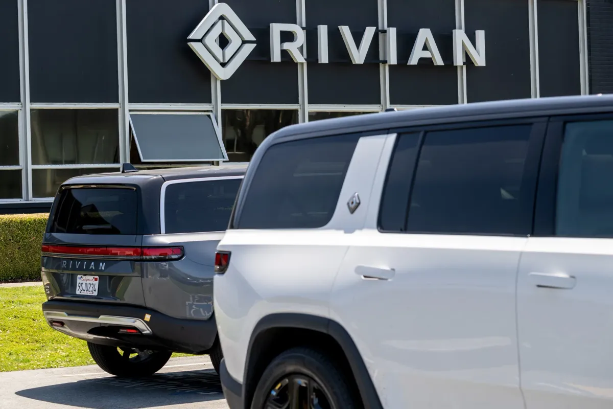 Uber Bets $1.25 Billion on Rivian Robotaxis: 50,000 Self-Driving R2s by 2031