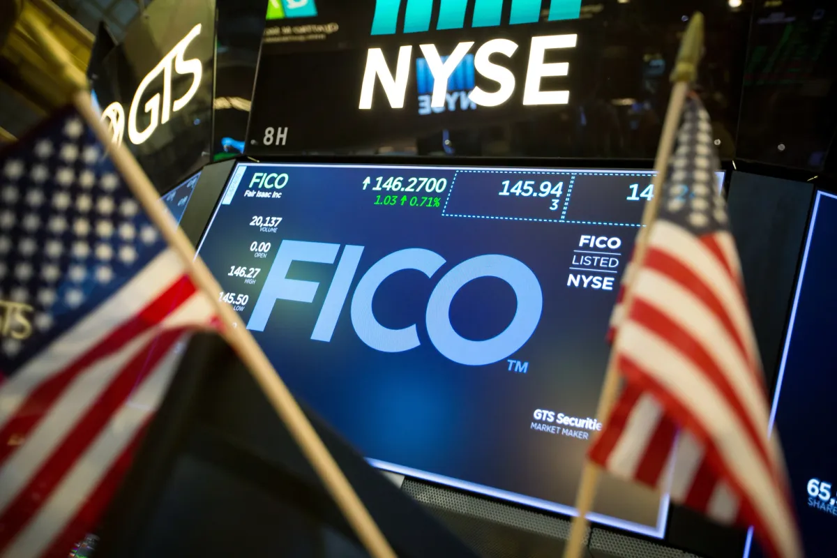 FICO Stock Crashes After Senator Hawley Launches Senate Probe Into 16x Credit Score Price Hikes Hurting Homebuyers