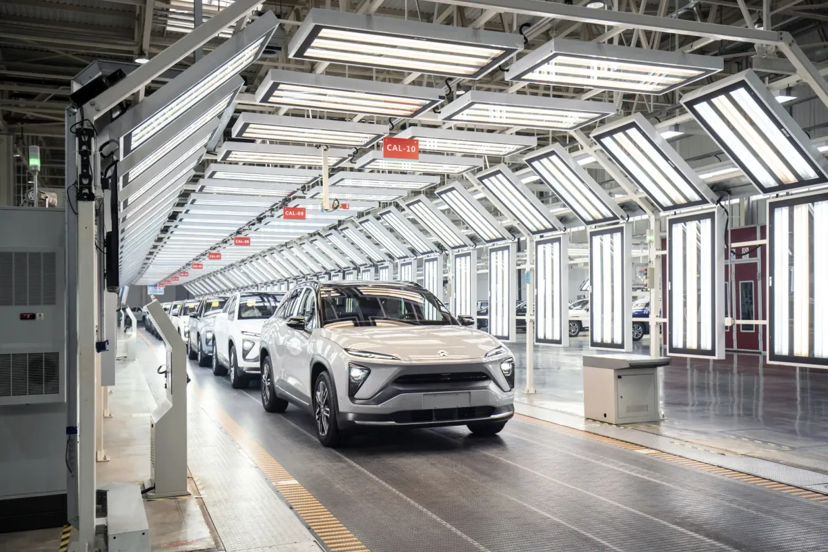 Chinese EV Showdown: NIO Surges 136% in March as Li Auto & XPENG Fight Back