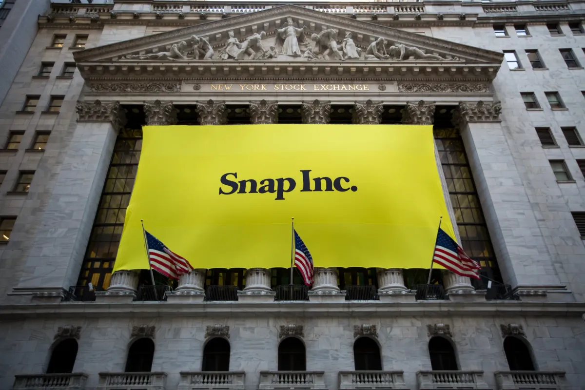 Snap Stock Upgraded to Buy: Analyst Sees 77% Upside