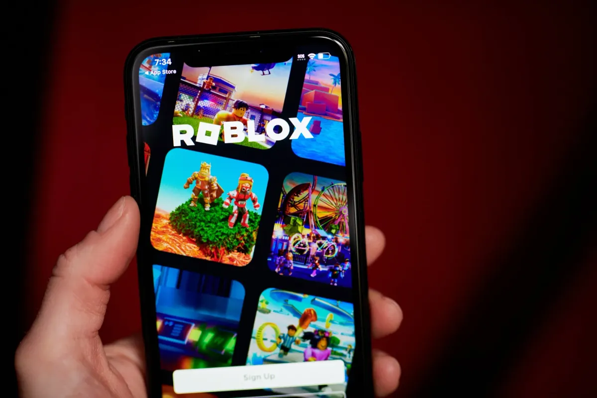 Roblox Faces Softer Q2 Outlook Despite Analyst Optimism