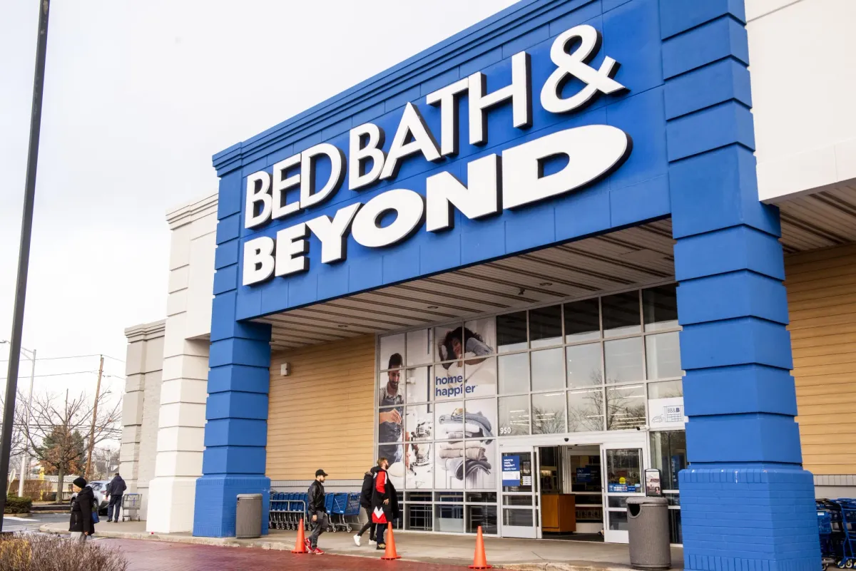 Bed Bath & Beyond Buys Lumber Liquidators & Cabinets To Go in $150 Million Deal