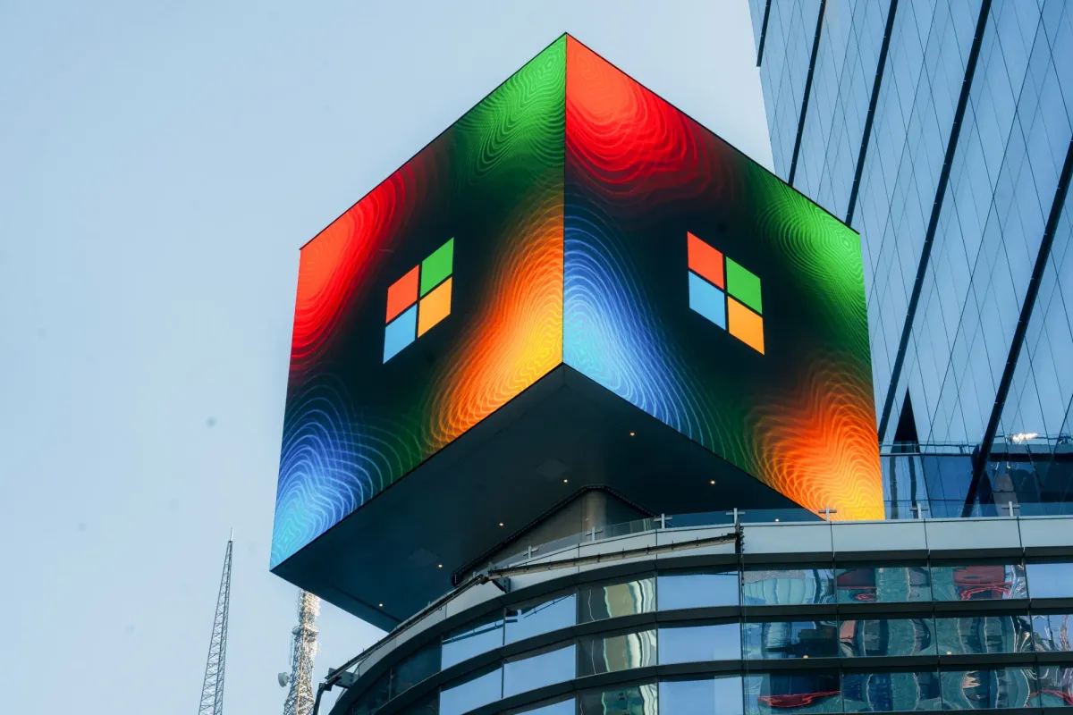 Benchmark Sees Huge Upside in Snowflake, Microsoft & Cybersecurity Leaders