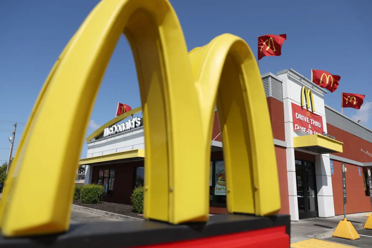 Dutch Bros and Black Rock Shares Slide as McDonald’s Enters the Beverage War