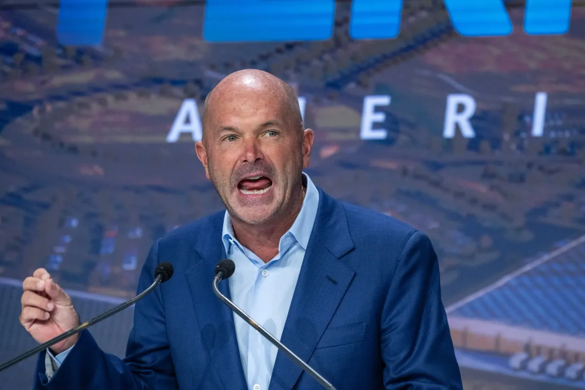 Trump-Backed World's Largest Data Center Project in Crisis as CEO Abruptly Quits