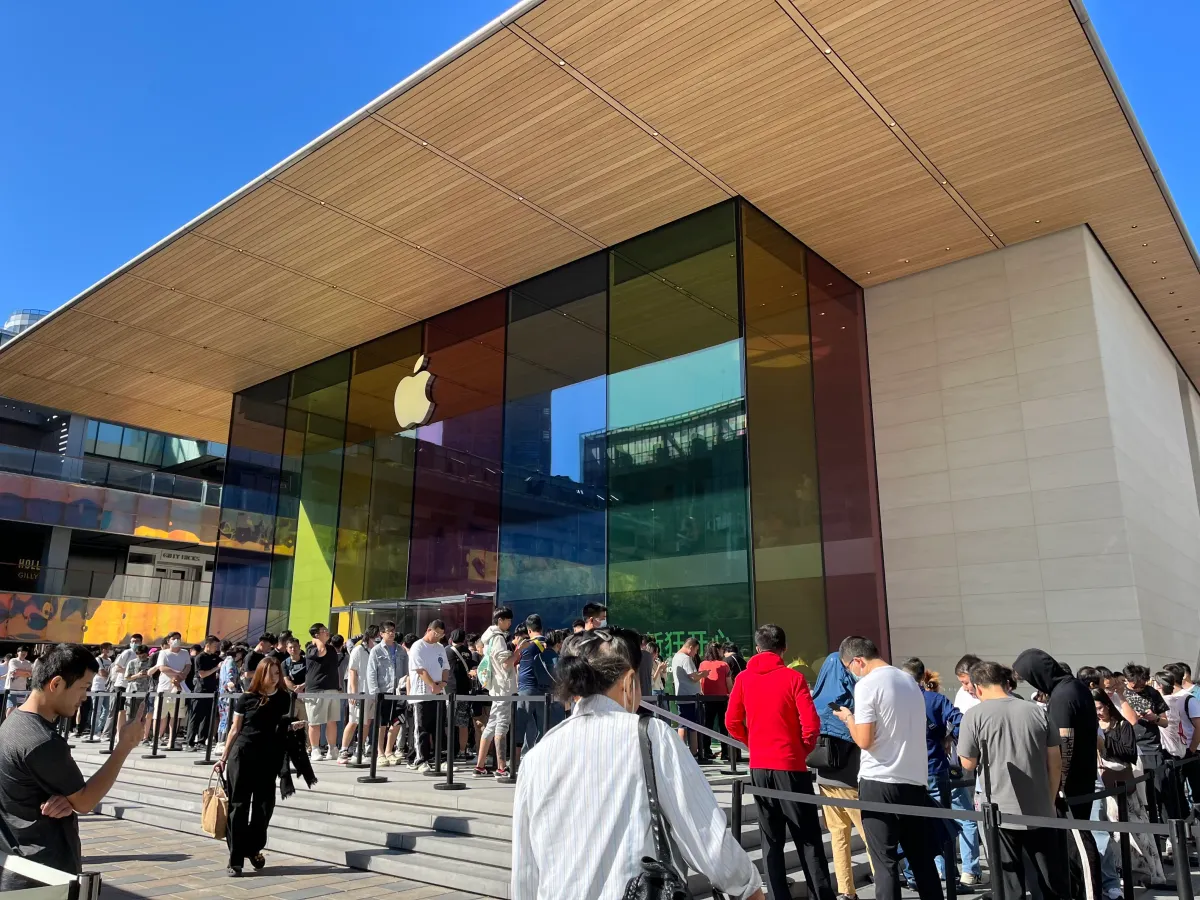 Apple's iPhone Shipments Surge 20% in China Despite Market Decline