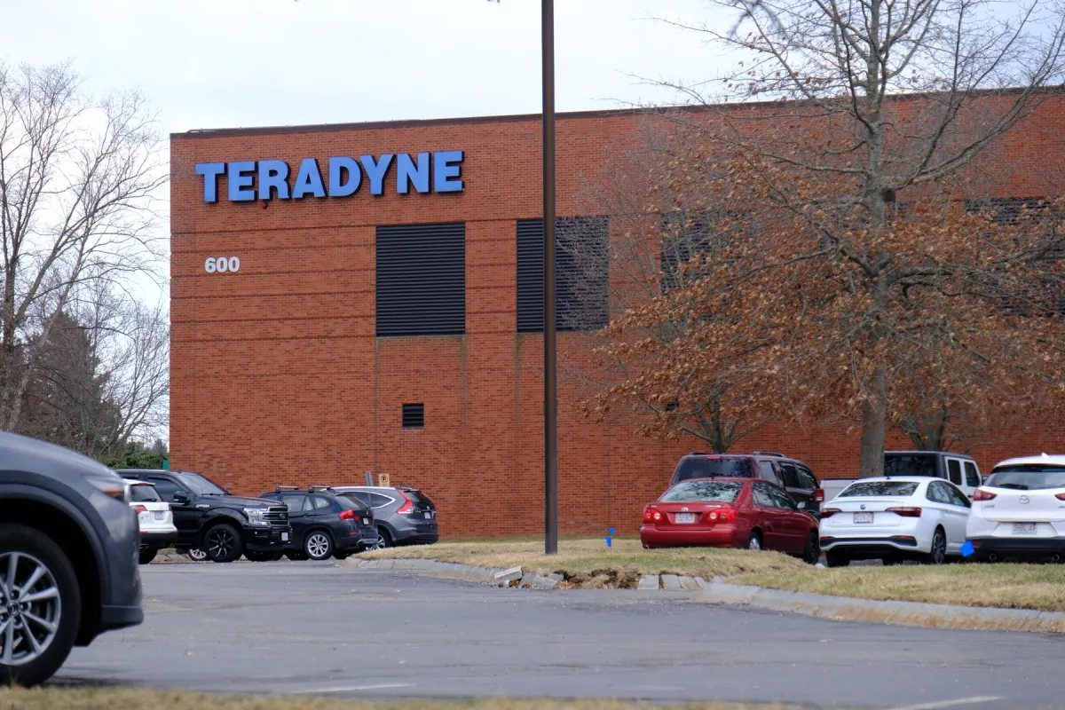 Teradyne Stock Drops After Record AI-Powered Q1 — But Q2 Guidance Disappoints
