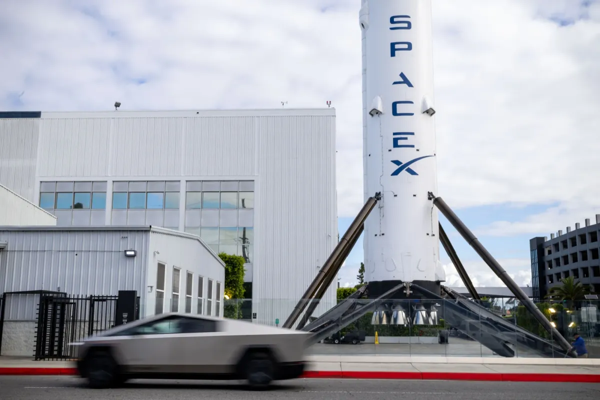 Elon Musk’s SpaceX Goes Public: Starlink, AI, and a Ticket to Mars