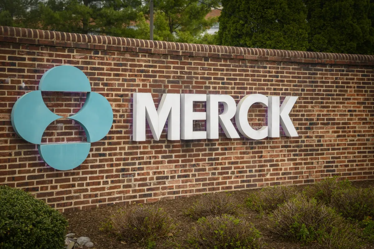 Merck & Kelun’s sac-TMT Combo Cuts Lung Cancer Progression Risk by 65% vs Keytruda