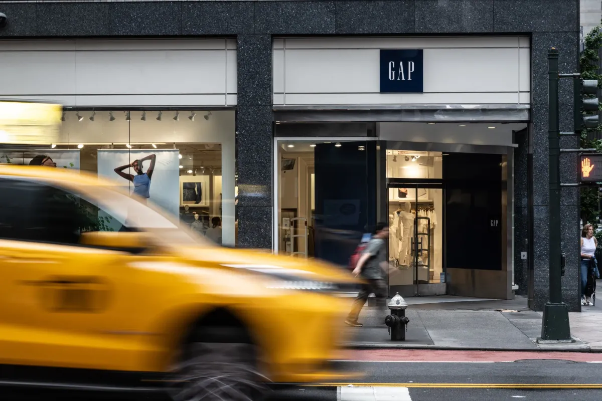 Gap Shares Plunge as Old Navy Slowdown Forces Lowered Sales Outlook