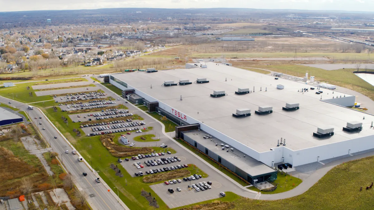 Tesla’s New Solar Megafactory to Rise Next to Houston Megapack Plant