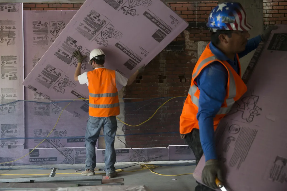Carlisle Makes Multiple Unsolicited Bids for Owens Corning in Potential $10 Billion Deal