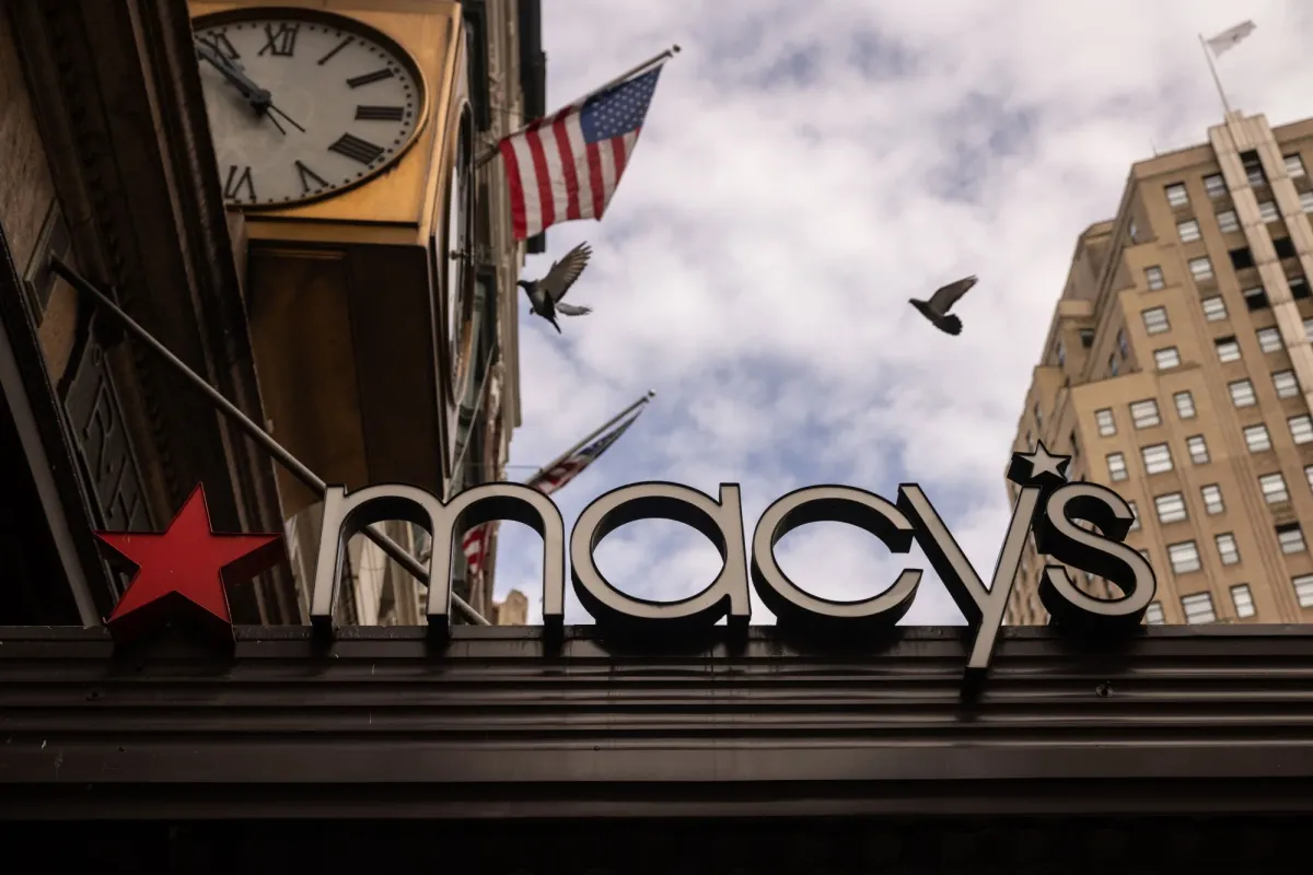 Macy’s Raises Full-Year Forecast After Strongest First Quarter in Years