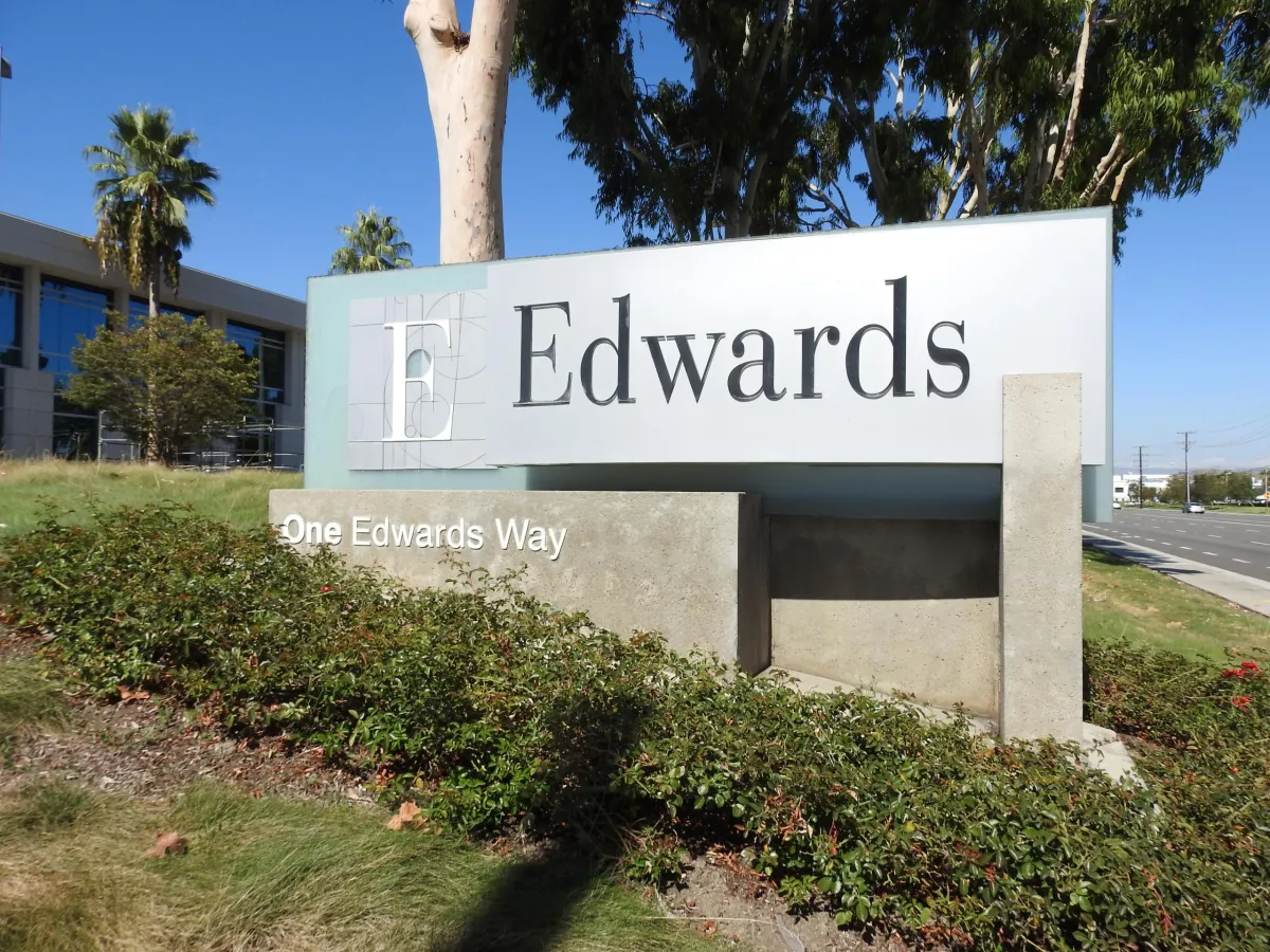Edwards’ Ecliptis Wins FDA Clearance, Challenges AtriCure in Surgical LAA Market