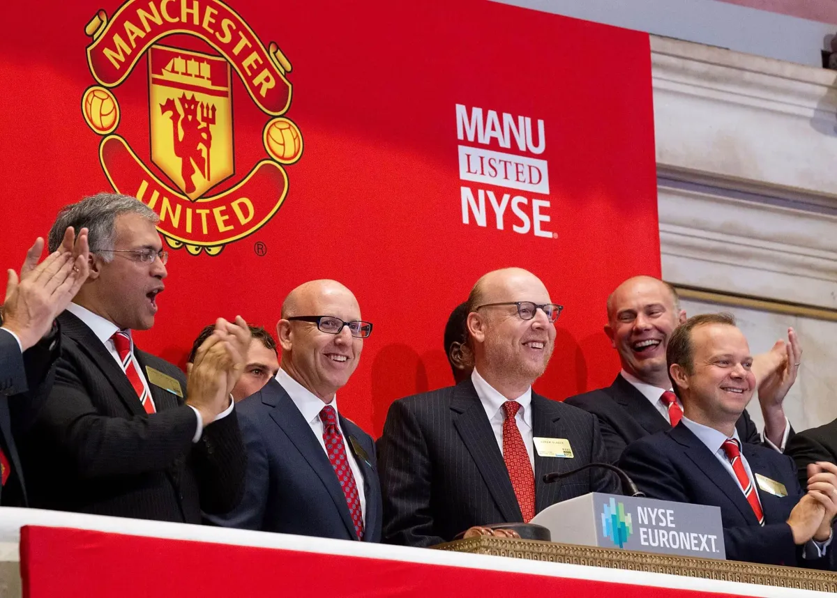 Glazer Family Debates Selling Their Manchester United Stake After 20 Years
