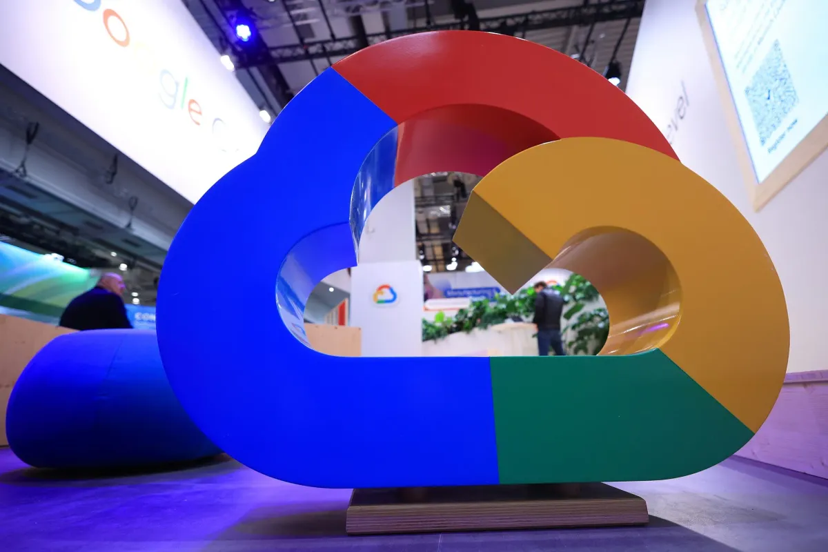 Alphabet Delivers Strong Growth but Free Cash Flow Turns Negative Amid Heavy AI Spending