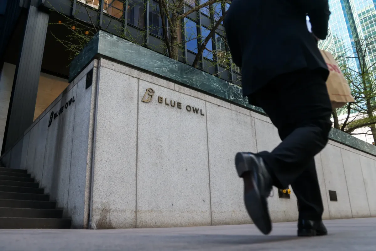 Redemption Pressure Eases at Blue Owl as Withdrawals Slow in Q2