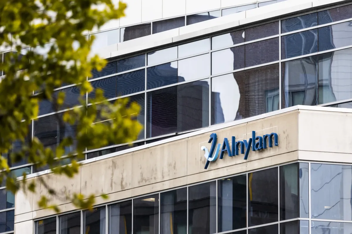 Alnylam Stock Crashes Nearly 30% as Company Lowers Full-Year Revenue Outlook