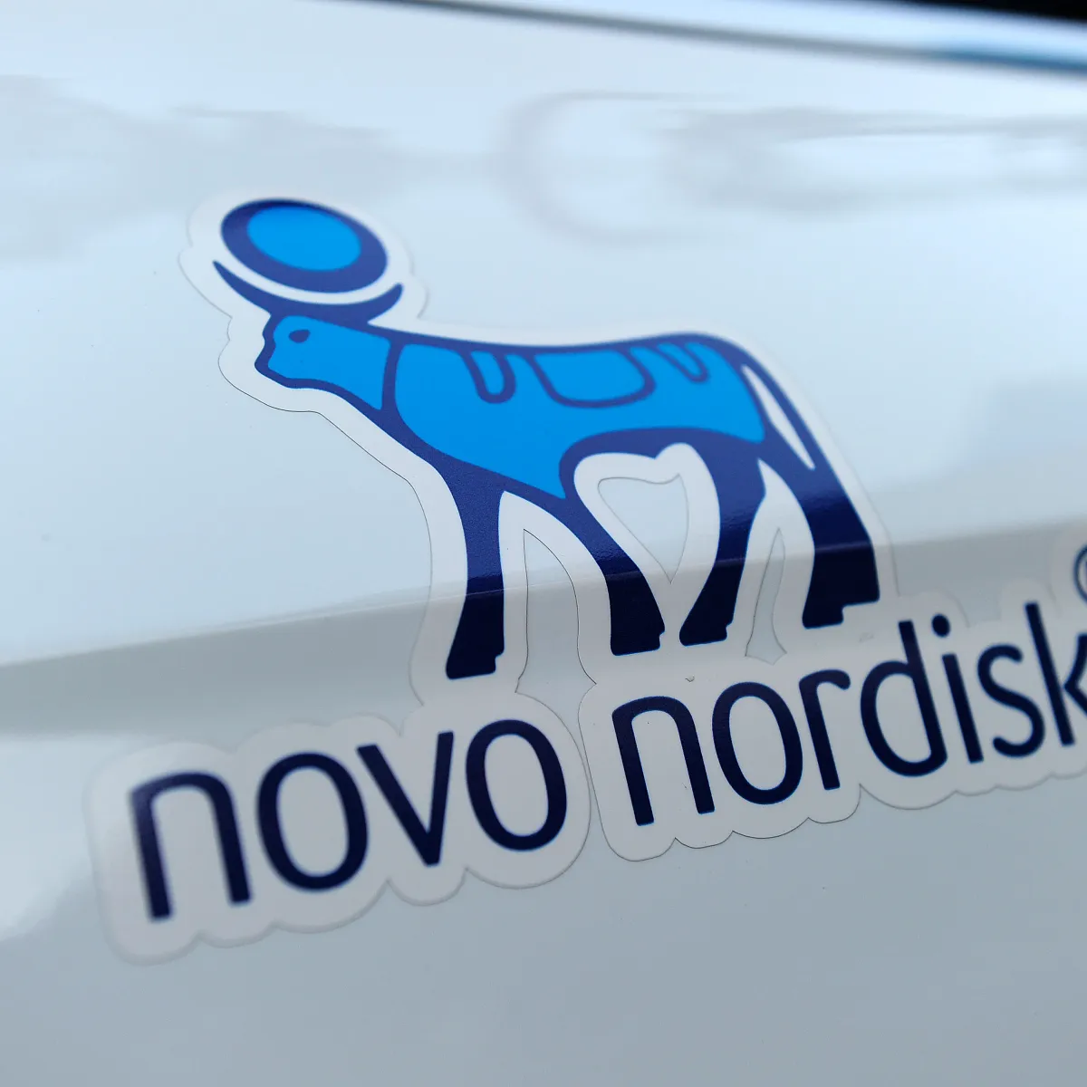 Berenberg Downgrades Novo Nordisk to Hold as ‘Battle of the Pills’ Heats Up