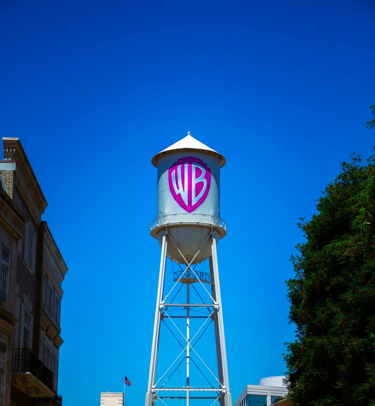 States and Paramount Near Deal on Warner Merger With Studio and CNN Safeguards