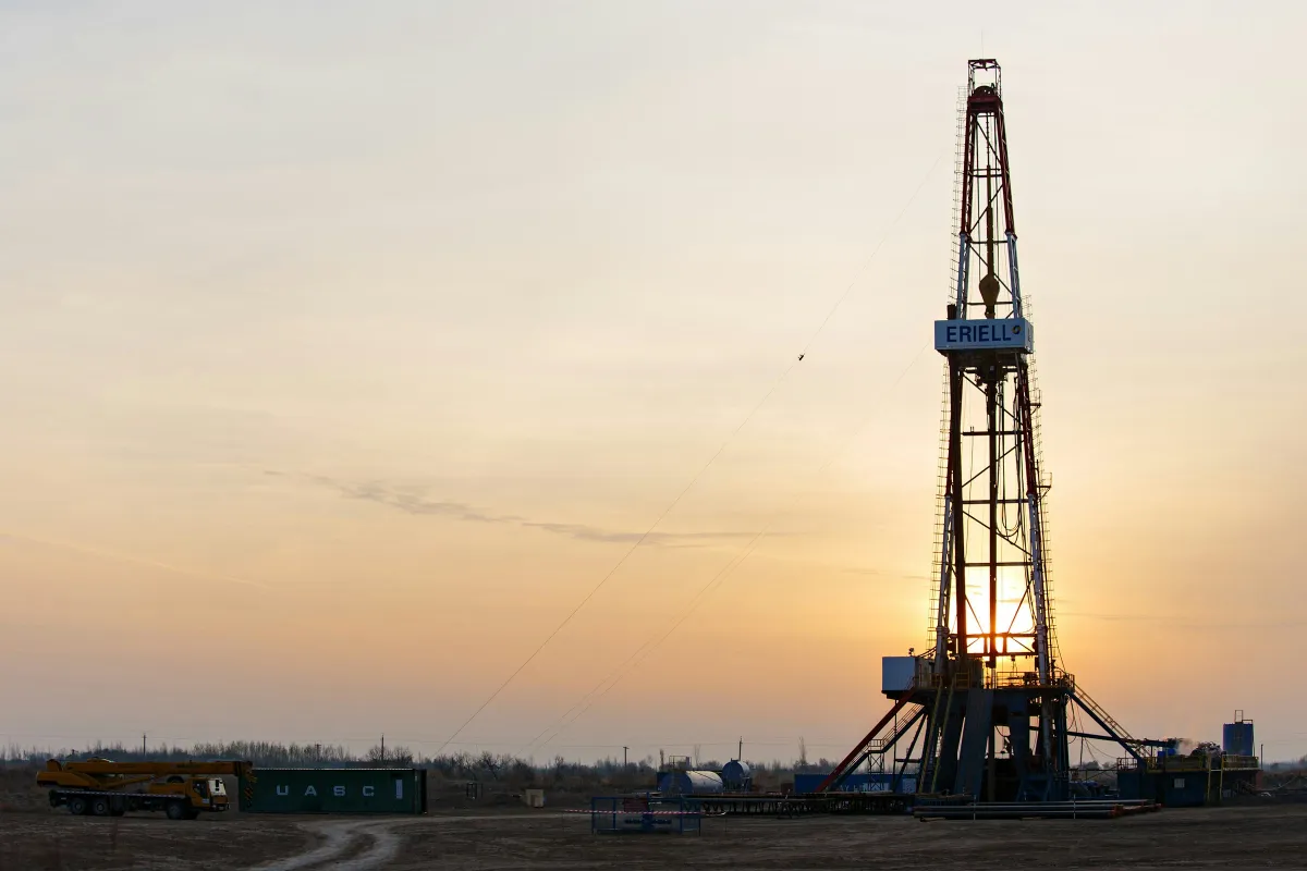 Comstock Lands $2.1 Billion Haynesville Deals With SOCAR and Jerry Jones
