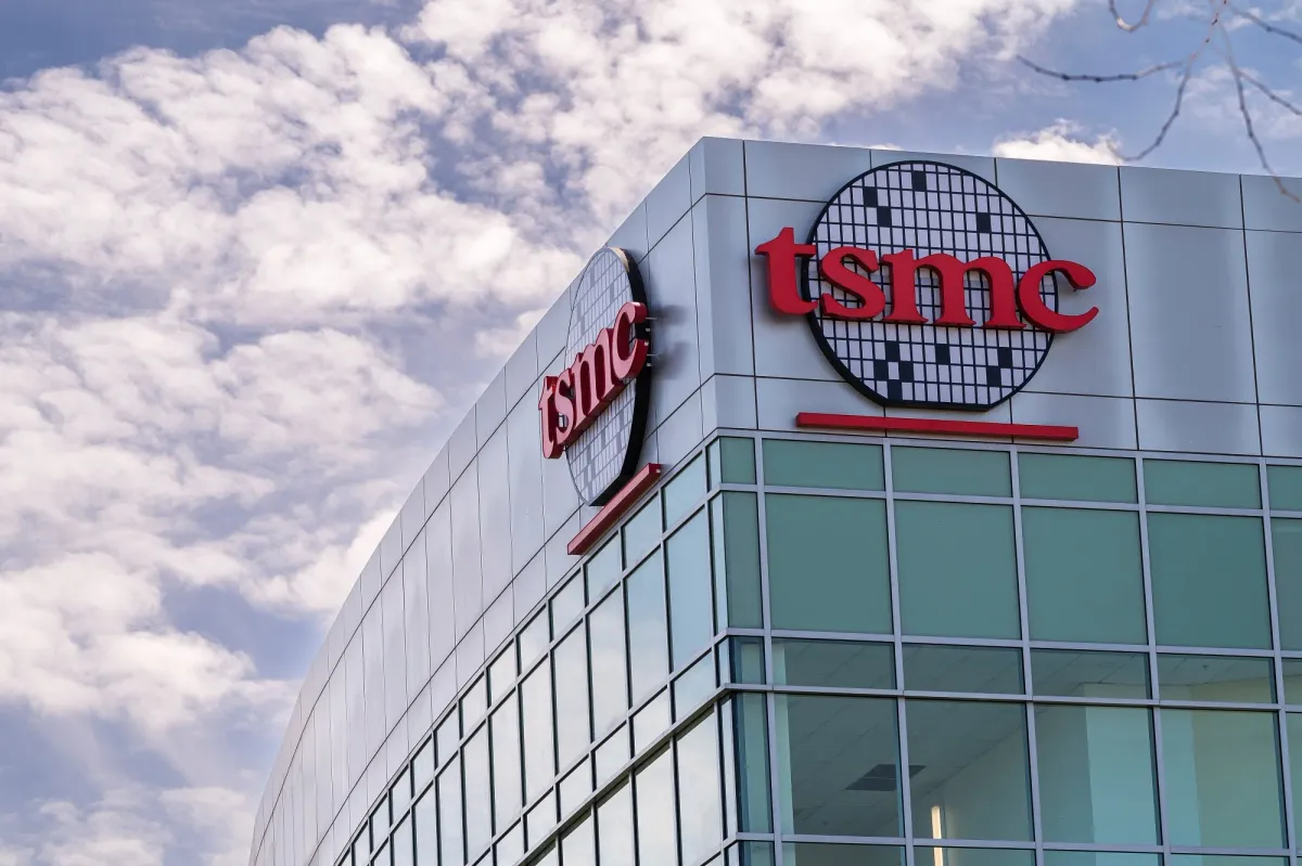 TSMC Stock Falls Despite Record Sales as Investors Sell the News