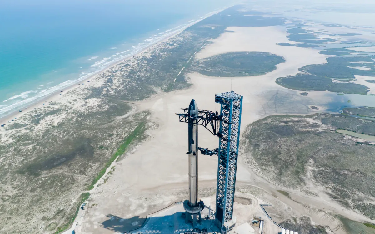 Morgan Stanley Says SpaceX Is Cheap Ahead of Flight 15