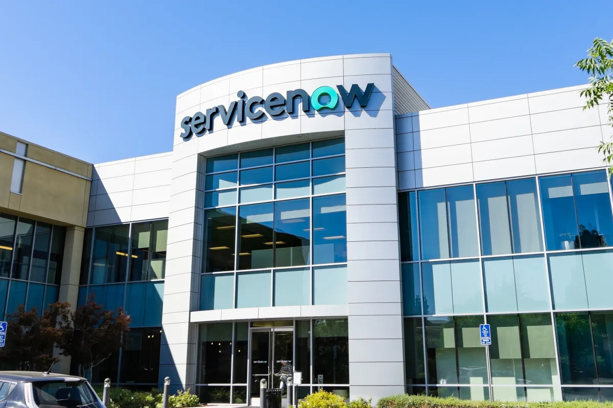 ServiceNow Reports Earnings Miss Amid Decelerating Guidance